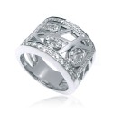 White gold and diamond ring B01100918