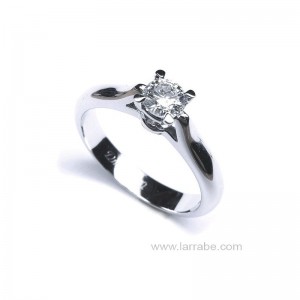 solitario-de-oro-blanco-y-diamante
