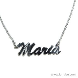 Collar de plata con nombre