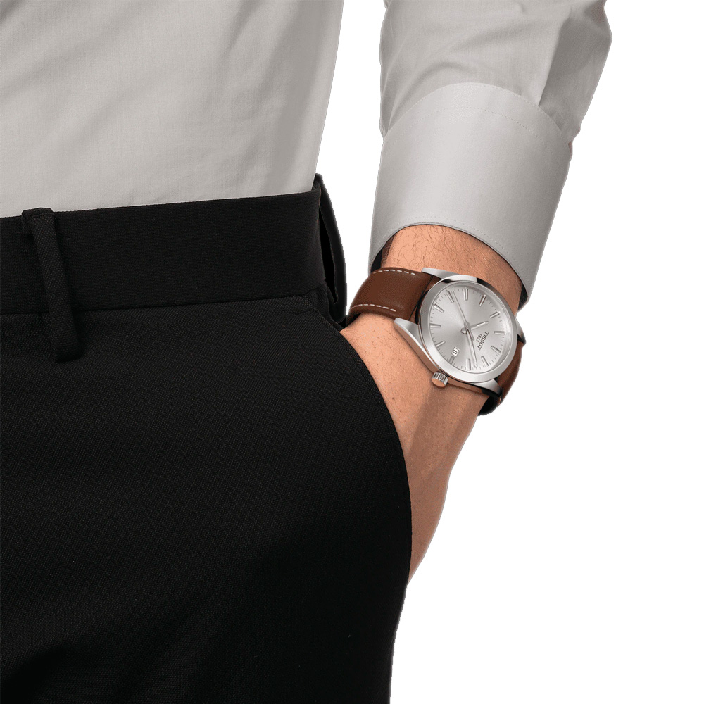 Reloj Tissot T-Classic Gentleman Cuarzo 40mm de acero y piel T127.410.16.031.00