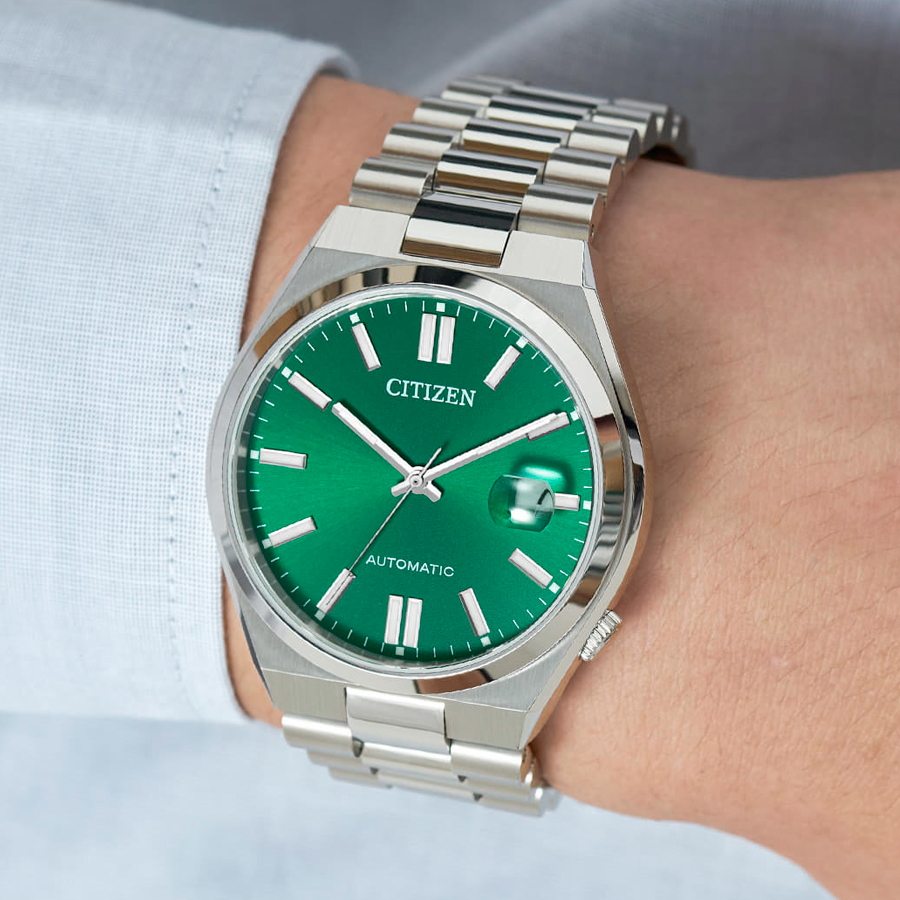 REloj Tsuyosa verde NJ0150-81X